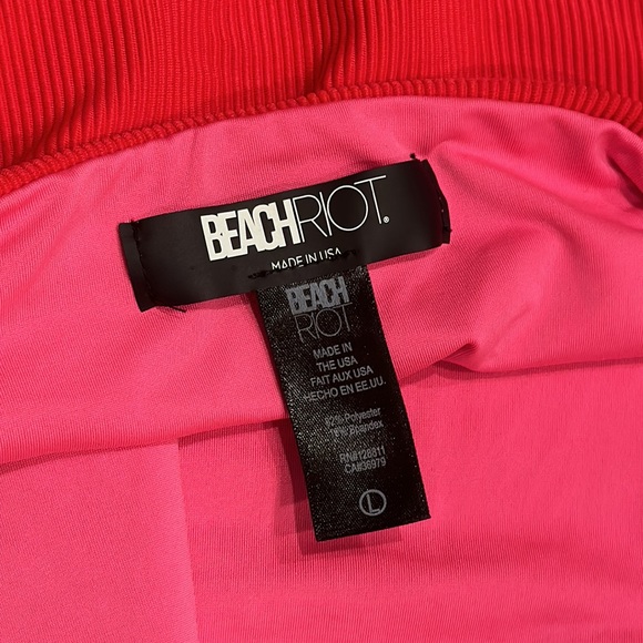Beach riot one piece size Large - Picture 2 of 5